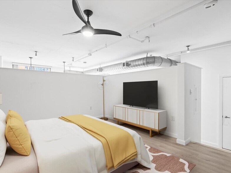 Building Photo - 811 4th St NW