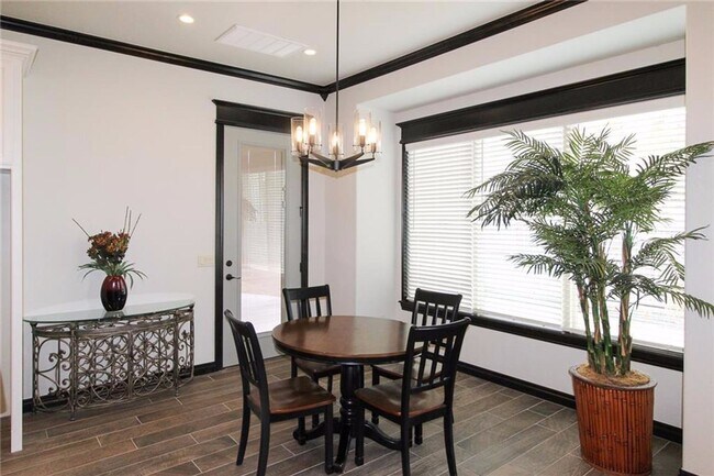 Building Photo - 4001 Sam Gordon Dr
