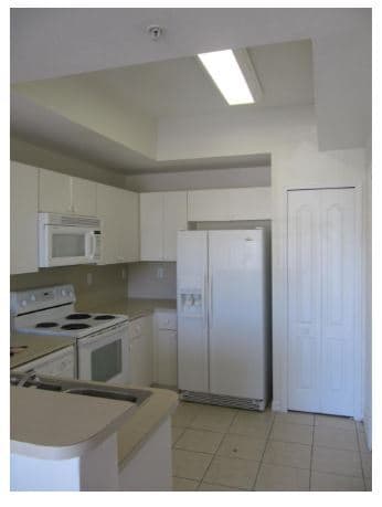 Building Photo - 8858 W Flagler St