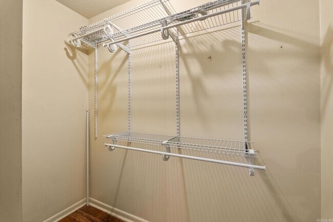 Building Photo - 1708 War Eagle Dr