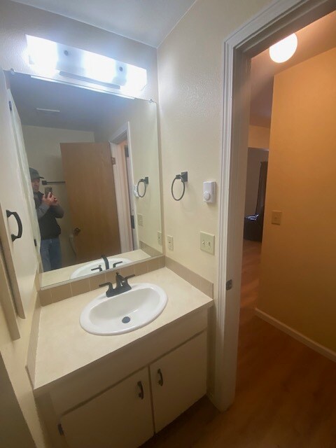 Building Photo - 623 E Whispering Pines Ln