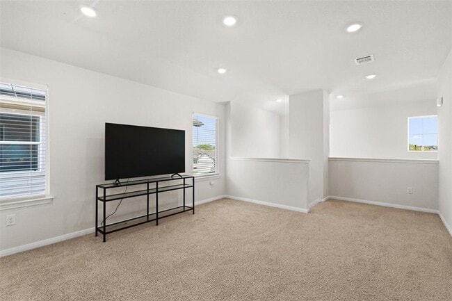 Building Photo - 228 Brooklyn Dr