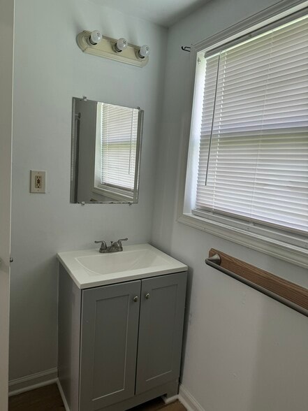 Bathroom vanity - 306 S State St