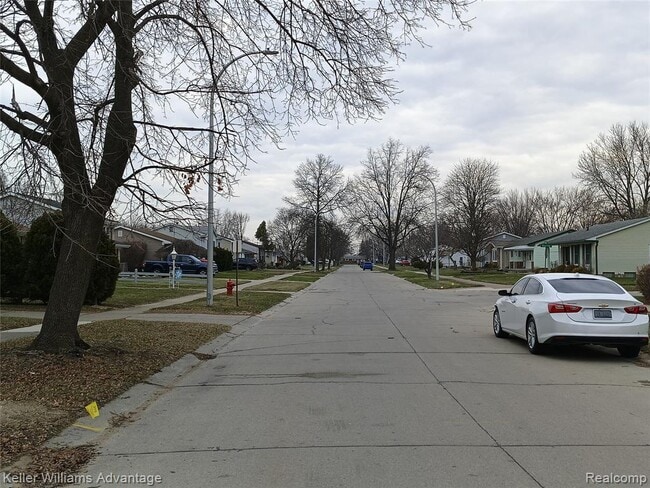 Building Photo - 15730 Anthony St