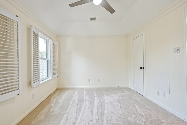 Building Photo - 13719 Ashley Run