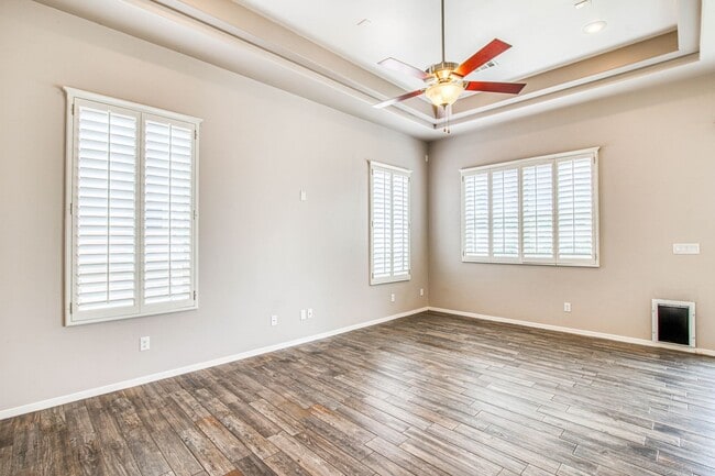 Building Photo - Beautiful Westside home with 3 bed-2 baths...