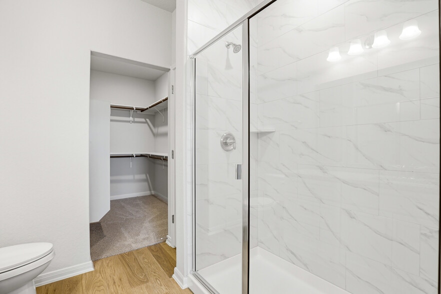 Building Photo - 10239 Briarwood Nook