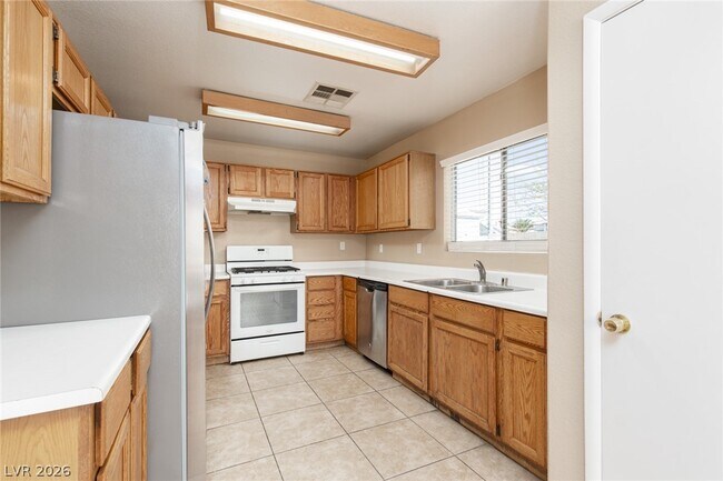 Building Photo - 8348 Granite Peak Ct
