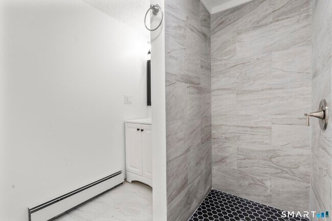 Building Photo - 26-28-28 Mc Lean St