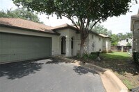 Building Photo - 11558 Spicewood Pkwy