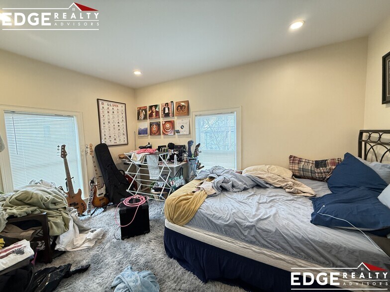 Building Photo - 5 Griggs Pl