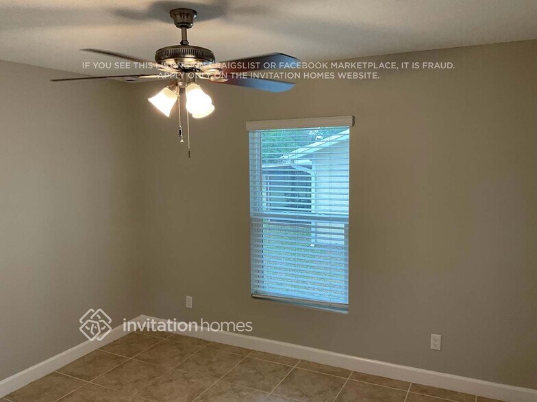 Building Photo - 761 Airoso Rd SE