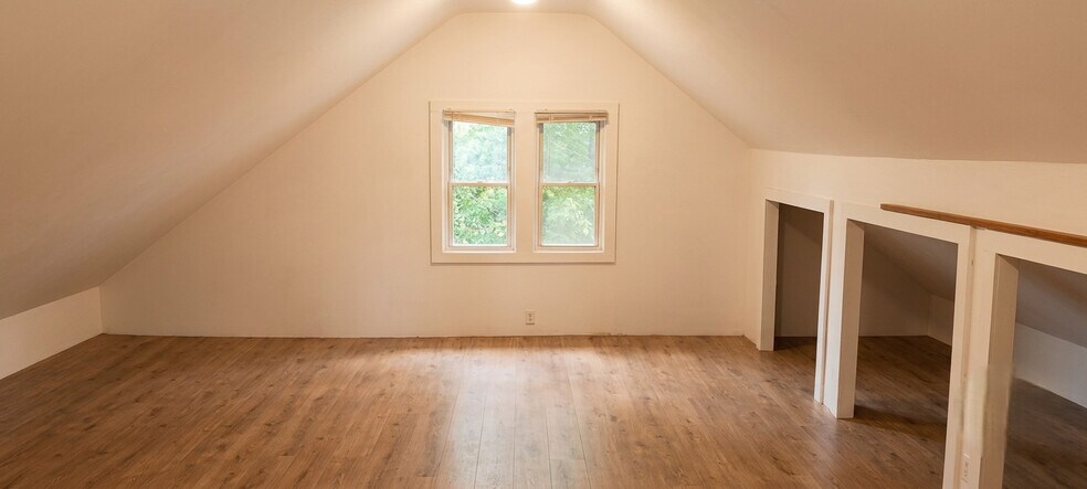 Building Photo - 6324 W Girard Ave