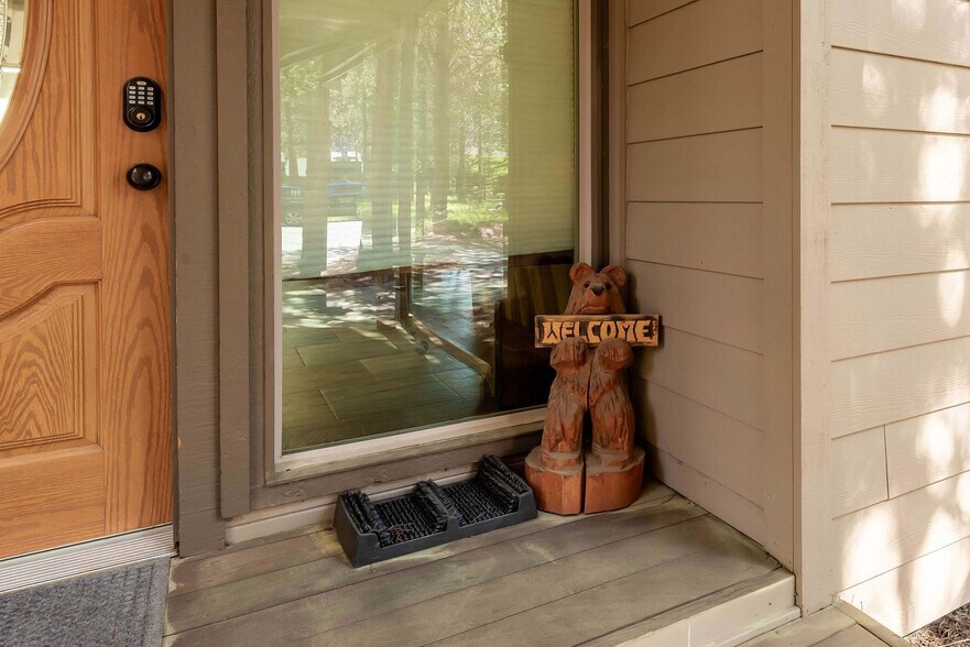 Building Photo - 57314 Approach Ln