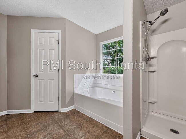Building Photo - 5722 Shoals Pl Trail