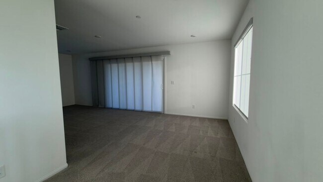 Building Photo - 10610 Sariah Skye Ave