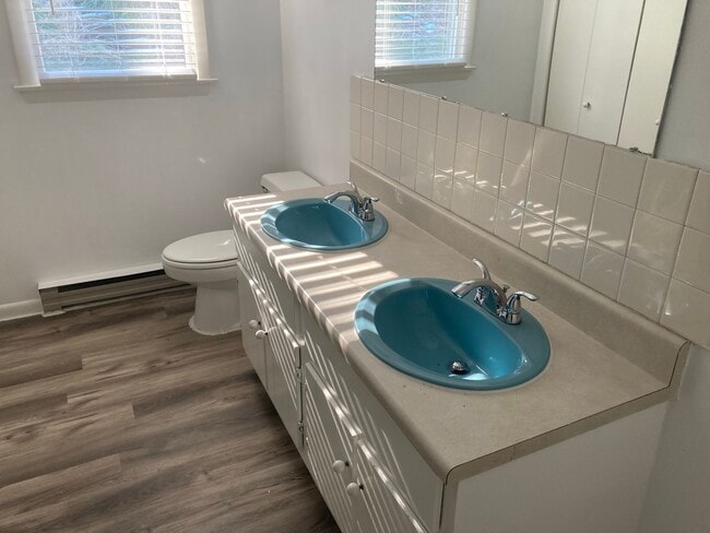 Building Photo - Three Bedroom House in Boalsburg Available for Mid-July