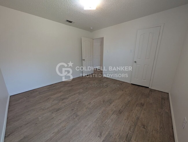 Building Photo - 2409 87th St