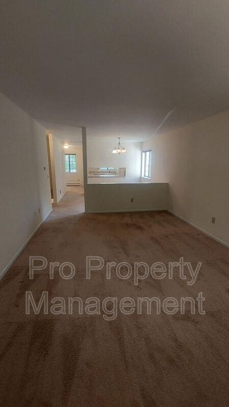 Building Photo - 28 Andover Ct