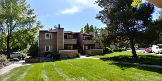 Building Photo - 7680 Bluestone Dr