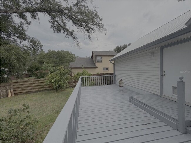 Building Photo - 8532 NW 35 Rd