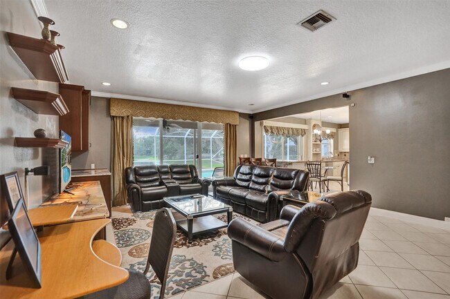 Building Photo - 10442 NW 60th Pl