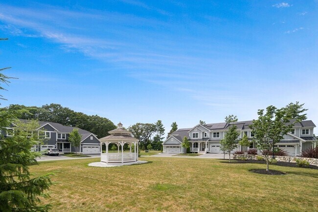 Building Photo - 19 Lily Pond Ln