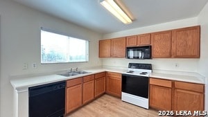 Building Photo - 8818 Summer Trl St