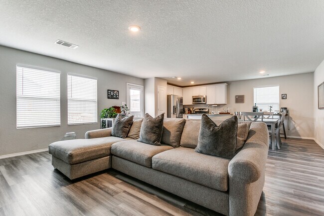 Building Photo - 8846 Barrow Path