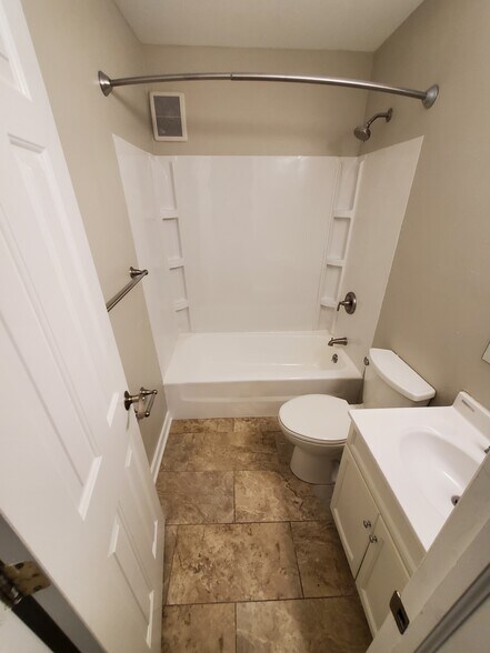 Building Photo - 202 N Blair St