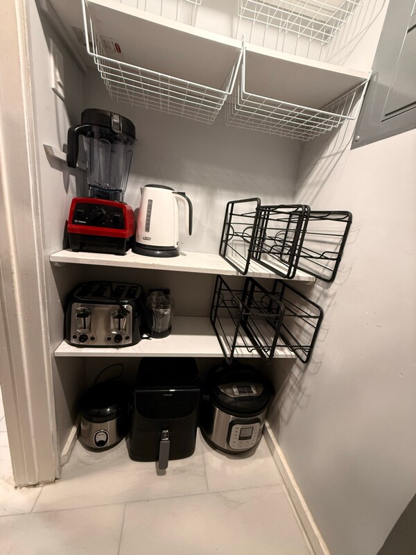 Building Photo - 92-1235-1235 Panana St