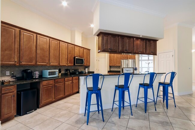 Building Photo - 5697 Burnside Cir