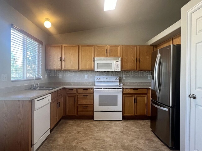 Building Photo - 7368 Glenburn Dr