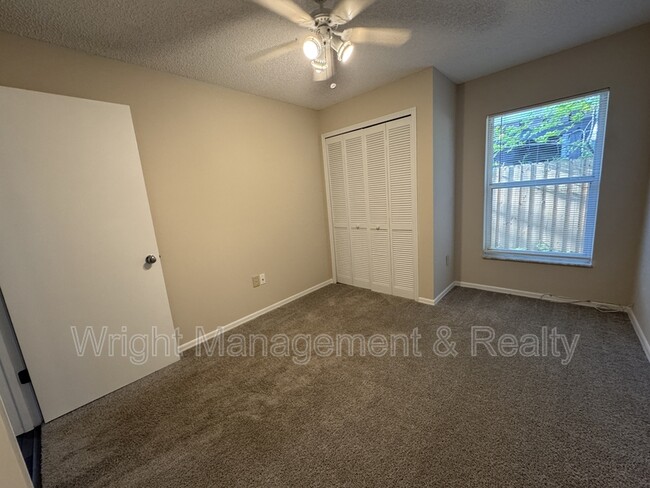 Building Photo - 3966 Eagle Cove E Dr