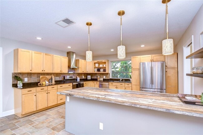 Building Photo - 10113 Lindelaan Dr