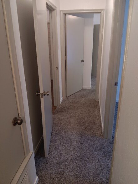 Building Photo - 2746 Meadow Gate Ln