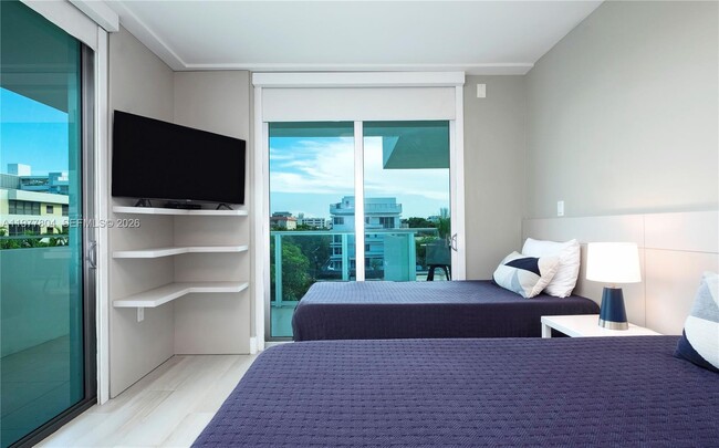 Building Photo - 1150 101st St