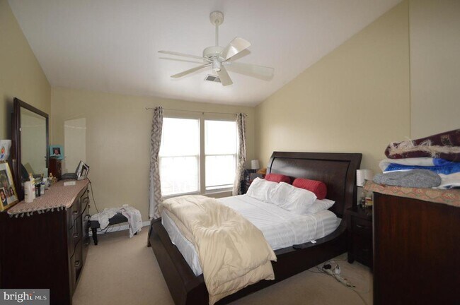 Building Photo - 25445 Morse Dr