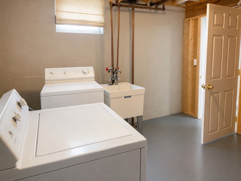 Laundry room - 6400 1st Ave S
