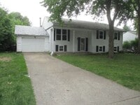 Building Photo - 2812 W Daniel St