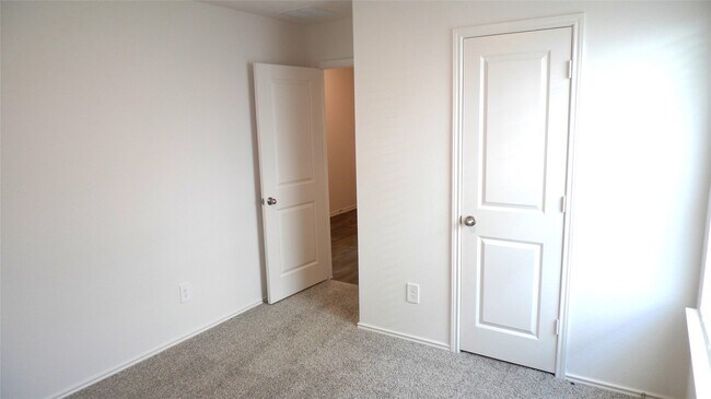 Building Photo - 3715 Zoeys Wy