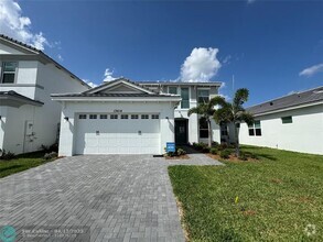 Building Photo - 13614 Spruce Pne Dr