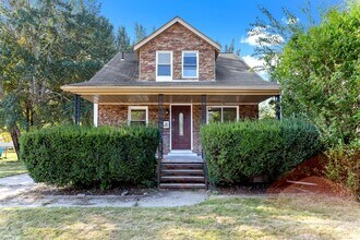 Building Photo - 28649 John Hauk St