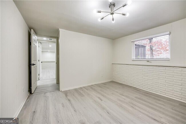 Building Photo - 3254 Newcastle Way