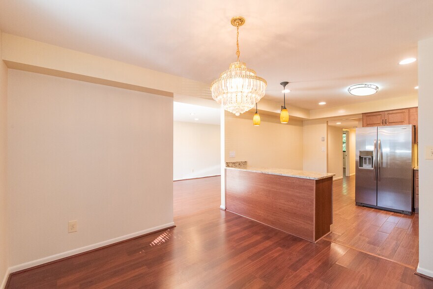 Building Photo - 112 Castletown Rd
