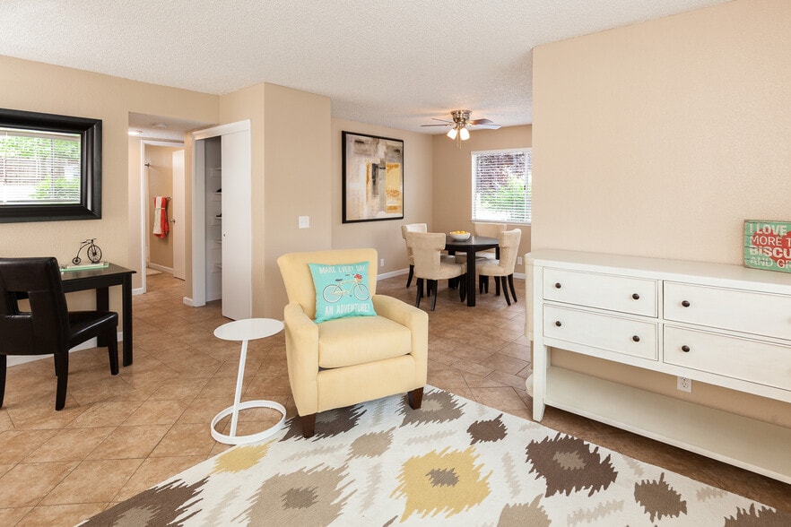 Interior Photo - Campus Court Apartments