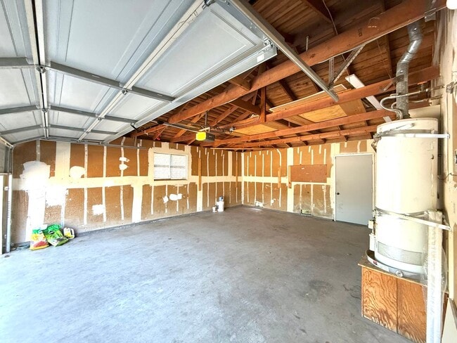 Building Photo - Beautiful Corner Lot in Pocket Area! Please review entire ad.