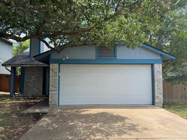 Primary Photo - 10503 Archdale Dr