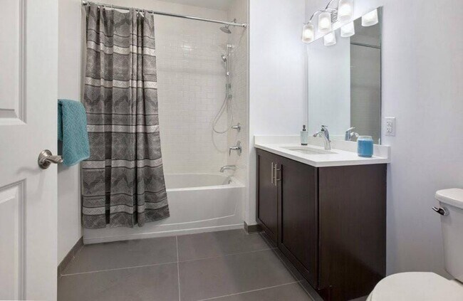 Building Photo - 1038 John F. Kennedy Blvd