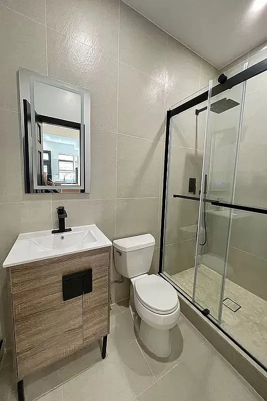 Building Photo - 202 St Nicholas Ave